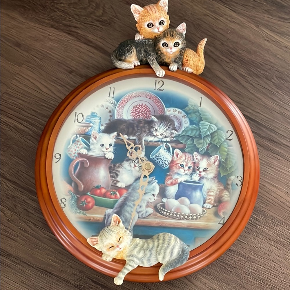 Exchange BrandFord Kitchen Capers Cat Art Collector’s Wall Clock